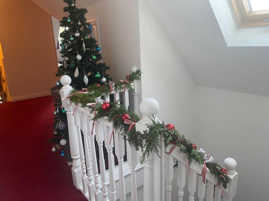Hen & Stag Retreat Weekend Stay Sleeps 10 To 30 Thetford Exterior foto