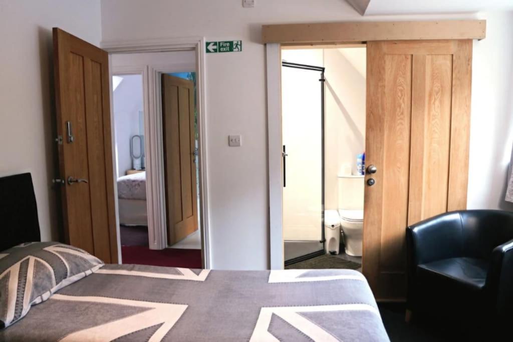 Hen & Stag Retreat Weekend Stay Sleeps 10 To 30 Thetford Exterior foto